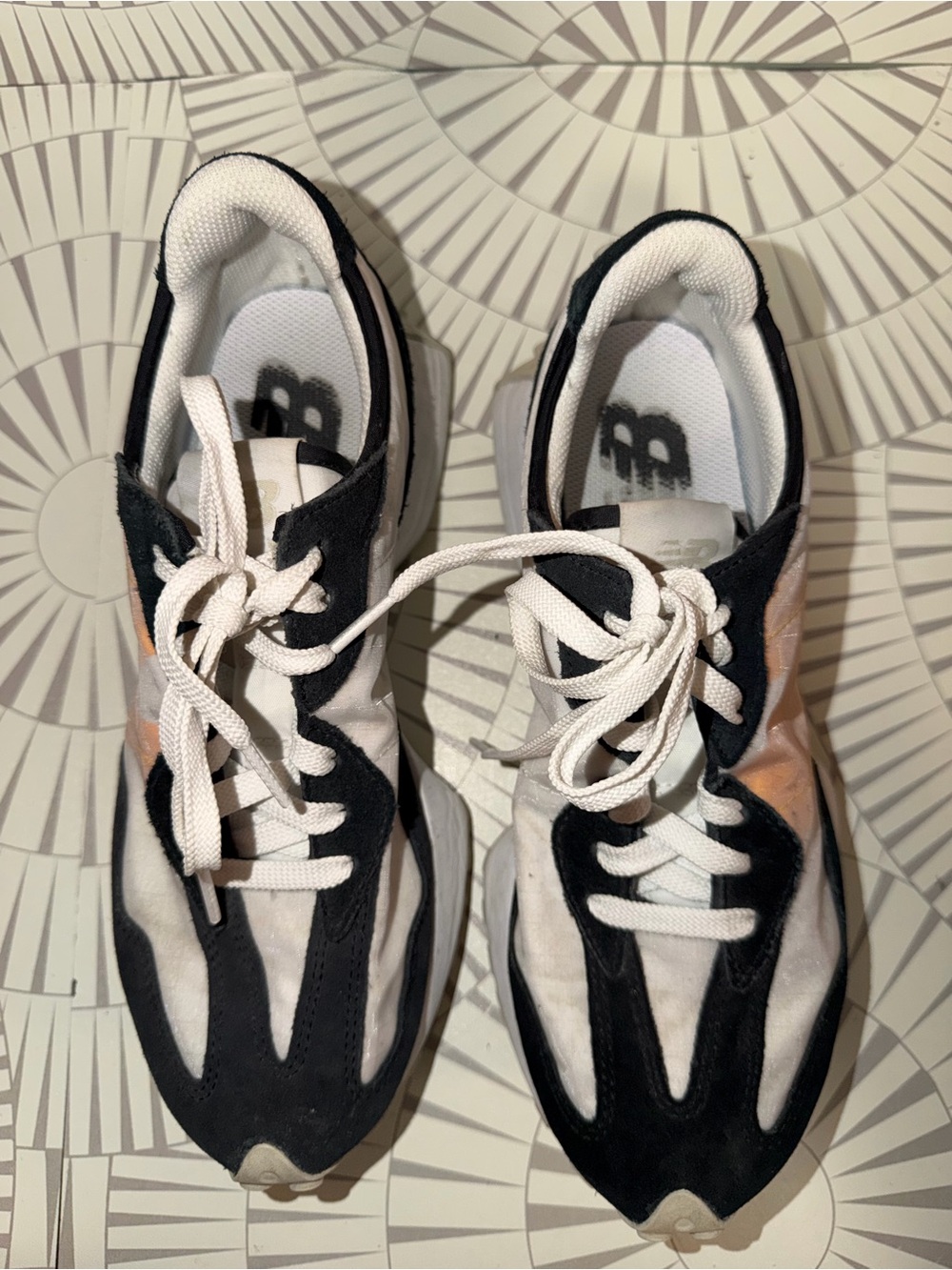 New Balance 327 Men’s 8.0 White Apricot Black‎ MS327SO - Picture 2 of 8